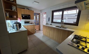 Casa en Venta en CAMINO DEL ROBLE
