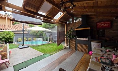 Casa en Venta en CAMINO DEL ROBLE