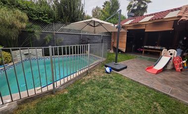 Casa en Venta en CAMINO DEL ROBLE
