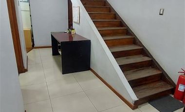 Sitio en Arriendo en Abdon Cifuentes, Republica Santiago