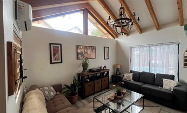 Casa en Venta en Plaza Vertiente Norte 925, Machali
