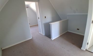 Casa en Arriendo en CARELMAPU
