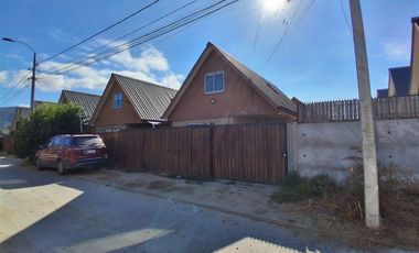Casa en Arriendo en CARELMAPU