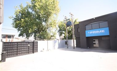 Bodega en Arriendo en Las Dalias // Pedro de Valdivia // Obispo Arturo Espinoza