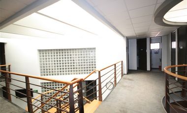 Bodega en Arriendo en Las Dalias // Pedro de Valdivia // Obispo Arturo Espinoza