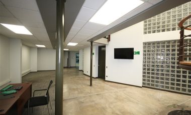 Bodega en Arriendo en Las Dalias // Pedro de Valdivia // Obispo Arturo Espinoza