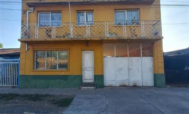 Casa en Venta en Metro Blanqueado Quinta Normal Calle Tadeo Vargas