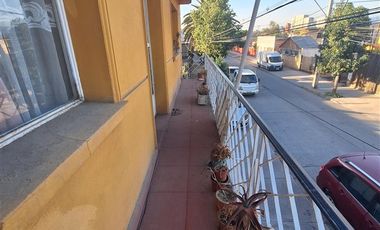 Casa en Venta en Metro Blanqueado Quinta Normal Calle Tadeo Vargas