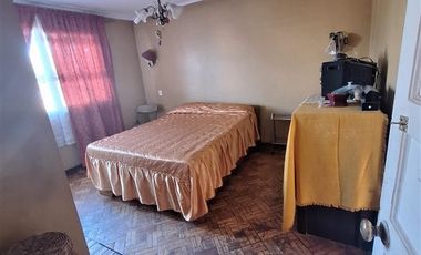 Casa en Venta en Metro Blanqueado Quinta Normal Calle Tadeo Vargas