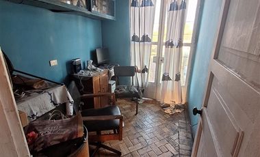 Casa en Venta en Metro Blanqueado Quinta Normal Calle Tadeo Vargas