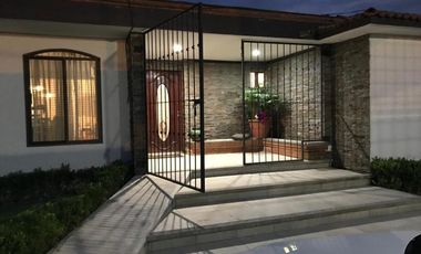 Exclusiva Residencia de Estilo Colonial Contemporáneo en Polotitlán