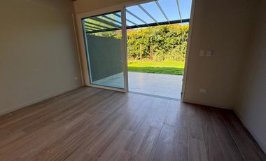 ALQUILER DUPLEX CON JARDIN PROPIO - ALDEANA PILAR