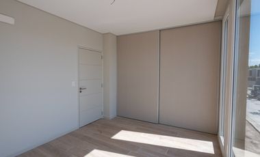 ALQUILER DUPLEX CON JARDIN PROPIO - ALDEANA PILAR