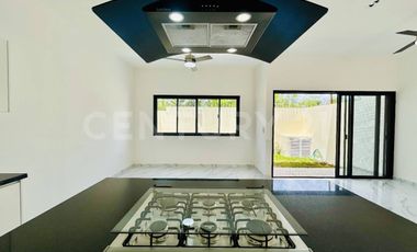 Casa en Venta | Arbolada a Estrenar | 3 recámaras | Alberca