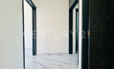 Casa en Venta | Arbolada a Estrenar | 3 recámaras | Alberca
