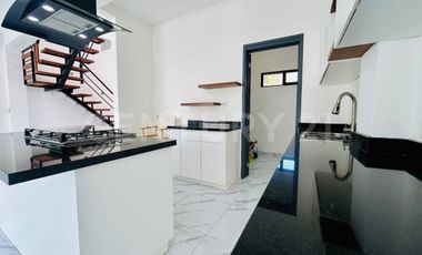 Casa en Venta | Arbolada a Estrenar | 3 recámaras | Alberca