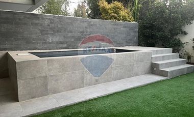 Dúplex con Jardín, Piscina Priv. Quincho Vitacura