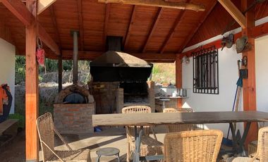 PARCELA CON CASA Y ÁRBOLES FRUTALES 6,63 has