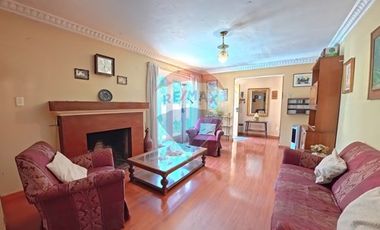 Encantadora Casa, con Gran Terreno 370 Mts2, Macul