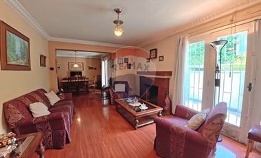 Encantadora Casa, con Gran Terreno 370 Mts2, Macul