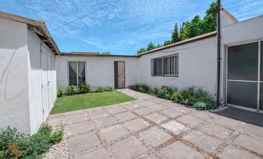 Encantadora Casa, con Gran Terreno 370 Mts2, Macul