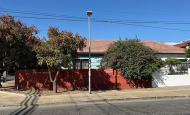 CASA EN VENTA EXCELENTE UBICACIÓN