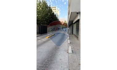 ¡Se Arrienda Local en Av. Las Condes, Santiago!