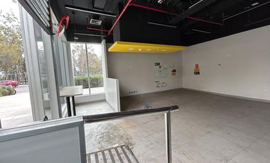 Local Esquina Los Militares, Las Condes