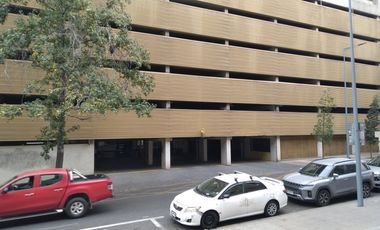 EN PLENO CENTRO DE SANTIAGO, FULL SEGURIDAD