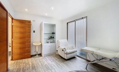 LOS DOMINICOS CERCANO A ROTONDA ATENAS