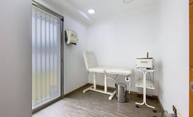 LOS DOMINICOS CERCANO A ROTONDA ATENAS