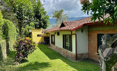 En Venta casa campestre en Piedecuesta, Santander