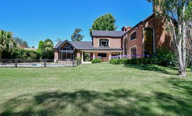 Casa en venta - Barrio San Facundo