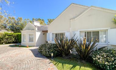 Venta de casa 3 dormitorios, Haras del Sur I