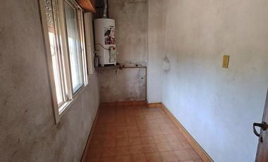Casa en venta en Isidro Casanova