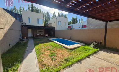 Vende Casa 3 Habitaciones - Plottier