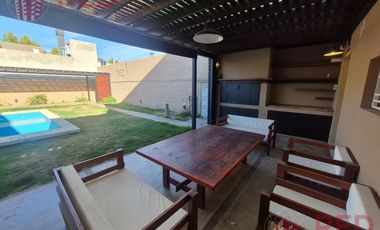 Vende Casa 3 Habitaciones - Plottier