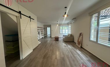 Vende Casa 3 Habitaciones - Plottier