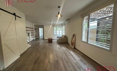 Vende Casa 3 Habitaciones - Plottier