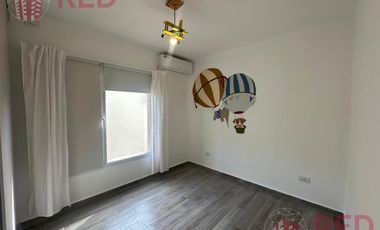 Vende Casa 3 Habitaciones - Plottier