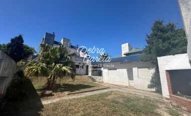 CASA A REFACCIONAR VENTA BARRIO SAN RAFAEL MDA 4 AMB 1 CUADRA DEL MAR GAS NATURAL COCHERA PARRILLA