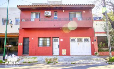 PH en venta en Beccar 4 amb con patio y jardin de invierno