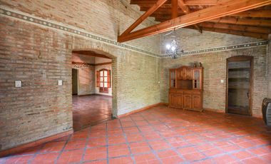 Casa en venta - El Pato