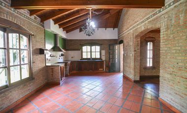 Casa en venta - El Pato