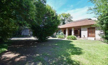 Casa en venta - El Pato