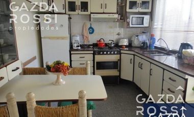 MUY BUEN PH DE 4 AMBIENTES EN VENTA
