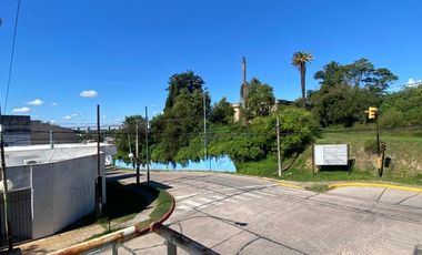 Departamento en Venta de 2 dormitorios. Balcón con vista. Cochera. Centro Zarate