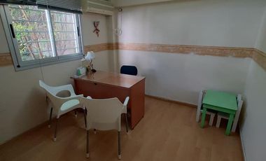 Departamento en Venta de 2 dormitorios. Balcón con vista. Cochera. Centro Zarate