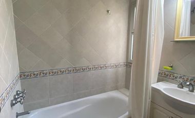 Departamento en Venta de 2 dormitorios. Balcón con vista. Cochera. Centro Zarate