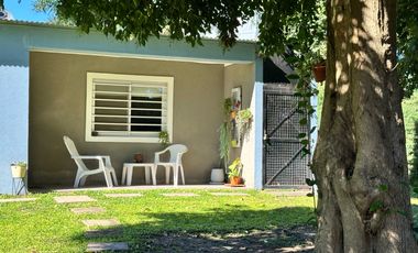 Casa en venta 3 ambientes 2 dormitorios Loma Verde Escobar Barrio abierto